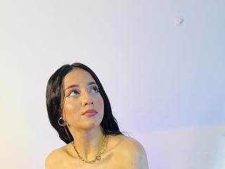 ValerieHang - Live sex cam - 20290618