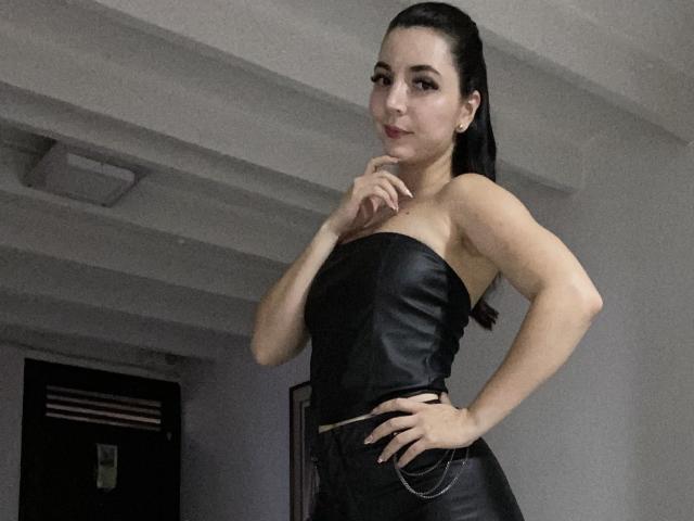 ValeryLombardi - сексуальная веб-камера в реальном времени - 20290930