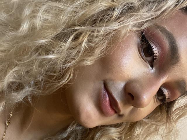 FloraSaenz - Sexe cam en vivo - 20293474