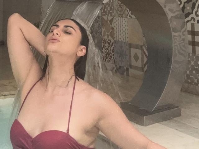 JuliaRobinson - Live sex cam - 20293650