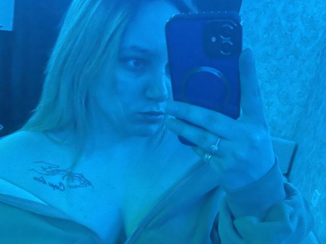 BelkaLoves - Live porn &amp; sex cam - 20299222