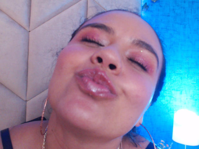 ArielleWilde - Live porn &amp; sex cam - 20303902