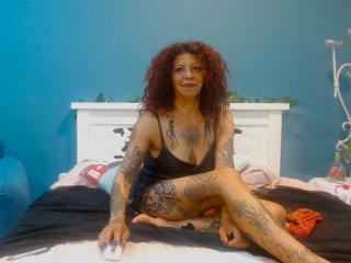 AxxyTattus - Sexe cam en vivo - 20304066