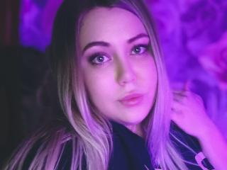 BigSizeMelissa - Live porn &amp; sex cam - 20304398