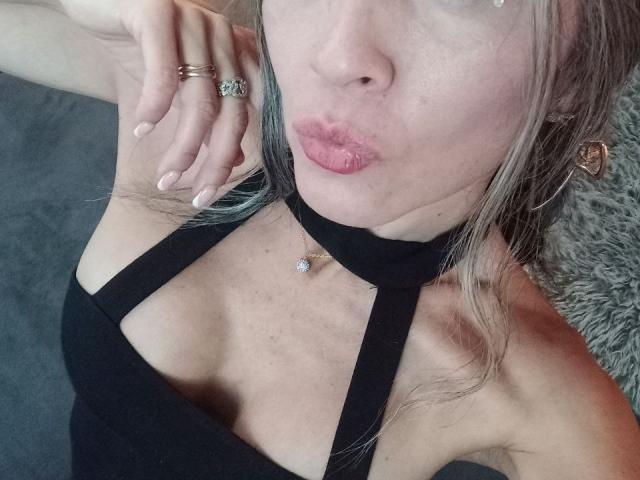 NicoletteShea - פורנו בשידור חי ומצלמת סקס - 20307042