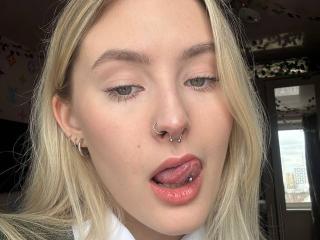 JudyyPlum - Live porn &amp; sex cam - 20309582