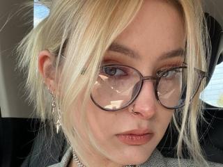 JudyyPlum - Live porn &amp; sex cam - 20309590