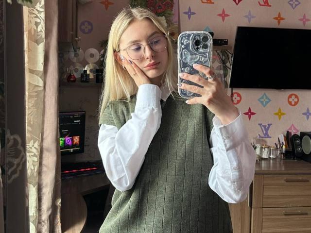 JudyyPlum - Live porn &amp; sex cam - 20309602