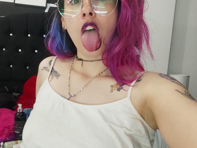 NatashaLau - Live sex cam - 20309906