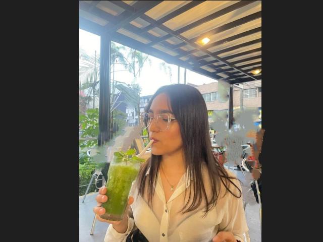 EmmaRoux - сексуальная веб-камера в реальном времени - 20315878