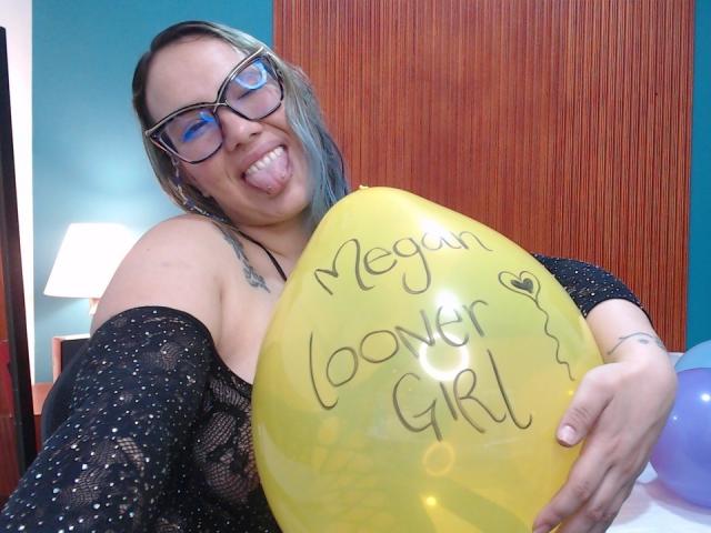 MeganHolt - Live Sex Cam - 20316878