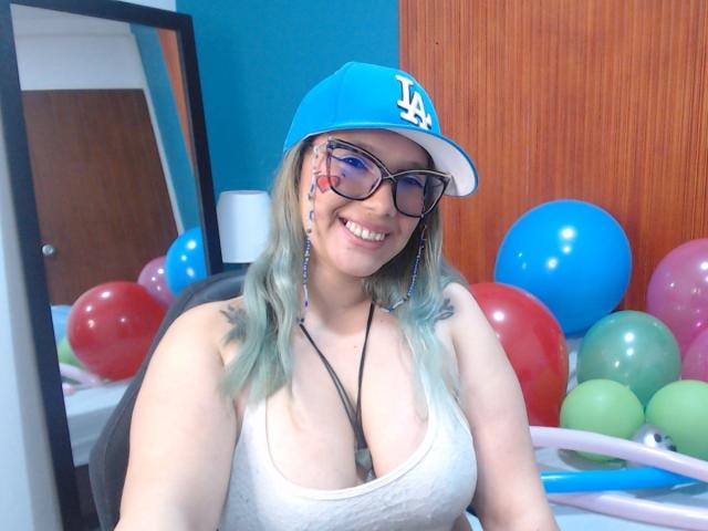 MeganHolt - Live porn &amp; sex cam - 20316890