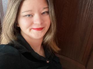 ChellyHill - сексуальная веб-камера в реальном времени - 20319742