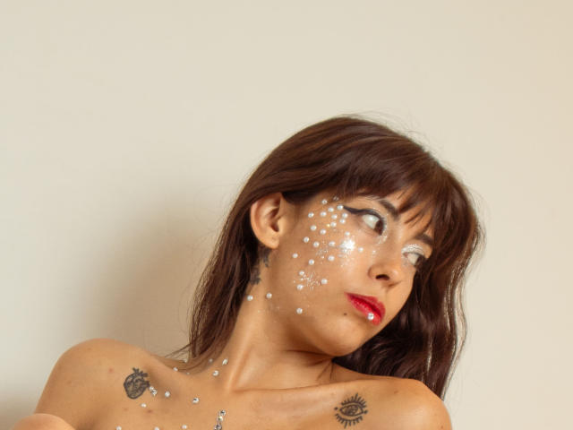 CloeeAdams - ライブポルノ&amp;セックスカム - 20320582