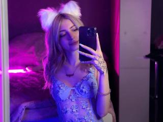 MayMeow - Live porn &amp; sex cam - 20321834