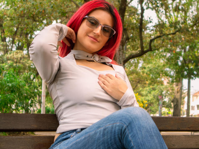 GwenRoux - Élő pornó és szexkamera - 20323382