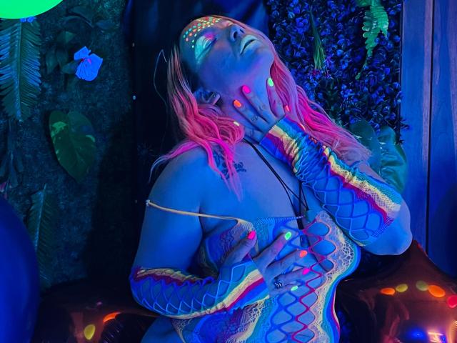 MeganHolt - Live porn &amp; sex cam - 20324558