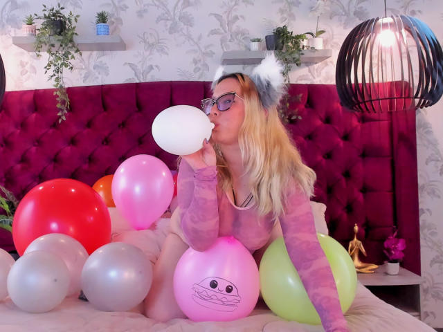 MeganHolt - ライブポルノ&amp;セックスカム - 20324574
