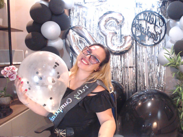 MeganHolt - Live porn &amp; sex cam - 20324906
