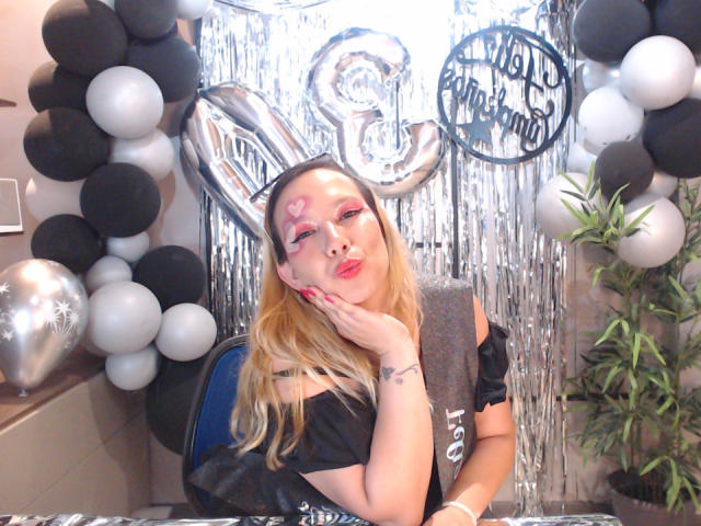 MeganHolt - Live porno og sexkamera - 20324926