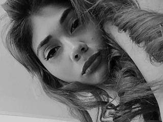 LaurenSimons - Live sex cam - 20326842