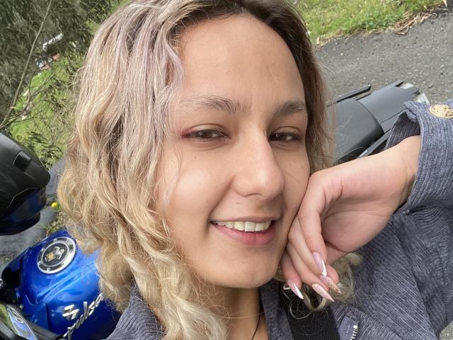 FloraSaenz - Live porn &amp; sex cam - 20327478