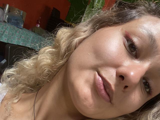 FloraSaenz - Live porn &amp; sex cam - 20327498