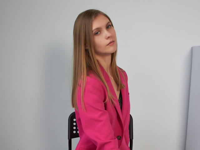 PhoebeDavis - Live porn &amp; sex cam - 20328510