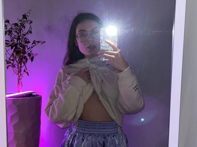 MiracleGini - Live porn &amp; sex cam - 20353070