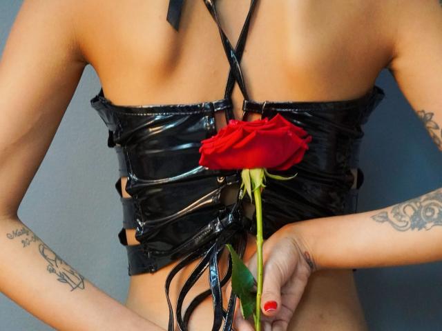 MichelleBenett - Camera khiêu dâm &amp; quyến rũ trực tiếp - 20356994