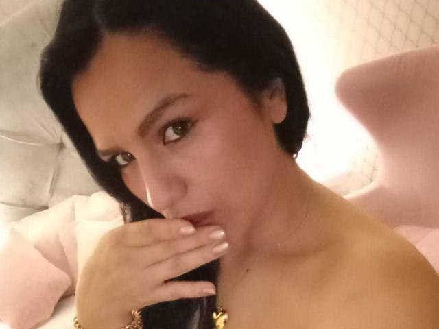 CameronViviane - פורנו בשידור חי ומצלמת סקס - 20363058