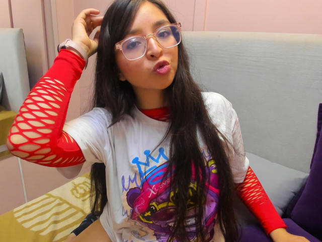 EvaMcAllister - Élő pornó és szexkamera - 20365954