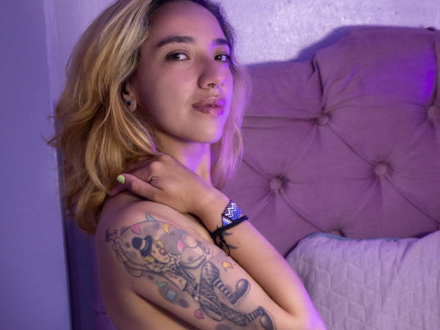 AylaDrack - Live porn &amp; sex cam - 20369010