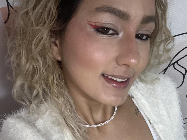 FloraSaenz - Live porn &amp; sex cam - 20369366