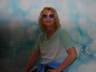 heisse-nachbarin - Live porn &amp; sex cam - 20371806