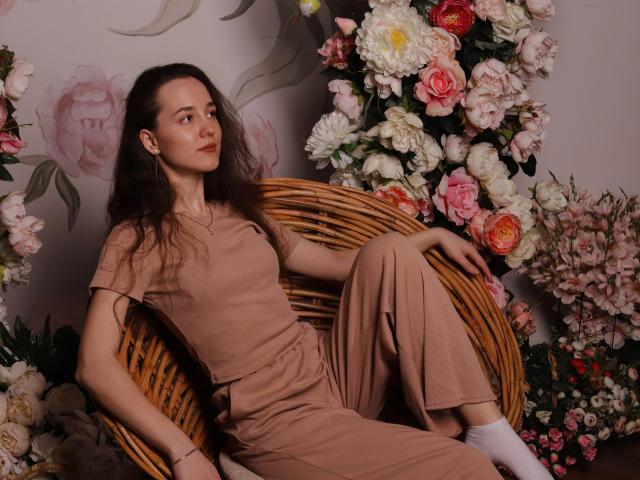 AdelGeorge - сексуальная веб-камера в реальном времени - 20383346