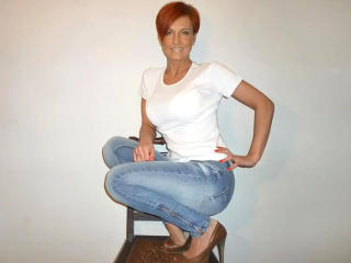 ReifeElena-hot - Live porn &amp; sex cam - 20384374