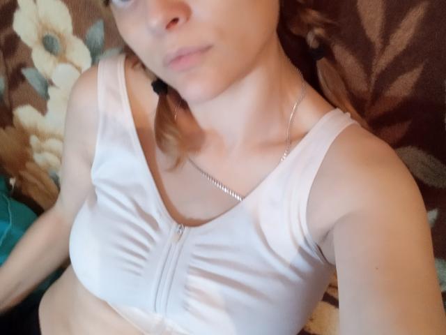 LindaRoutz - Camera khiêu dâm &amp; quyến rũ trực tiếp - 20386290