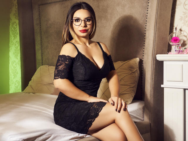 SarahMilani - сексуальная веб-камера в реальном времени - 20387150