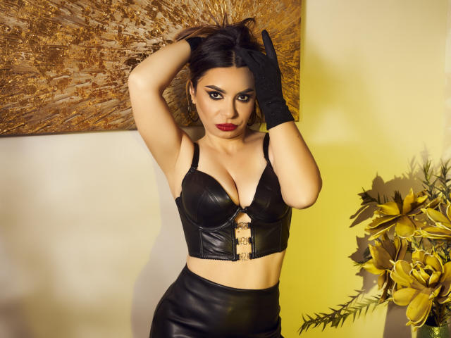 SarahMilani - Live porn &amp; sex cam - 20387246