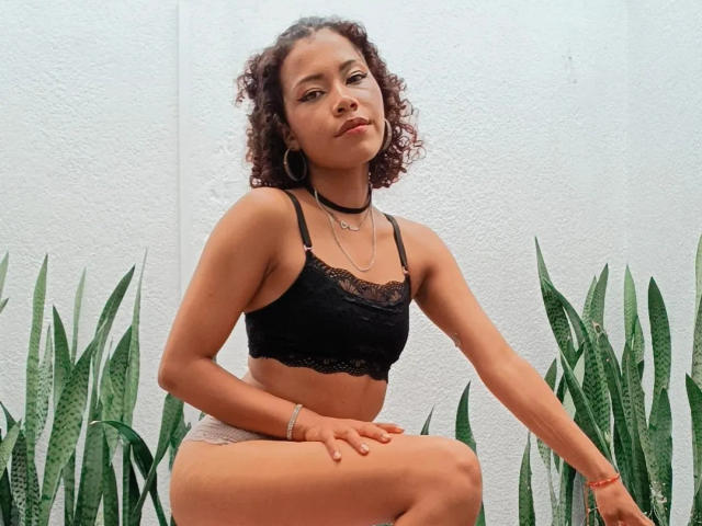 RosalieBeth - Live porn &amp; sex cam - 20390938