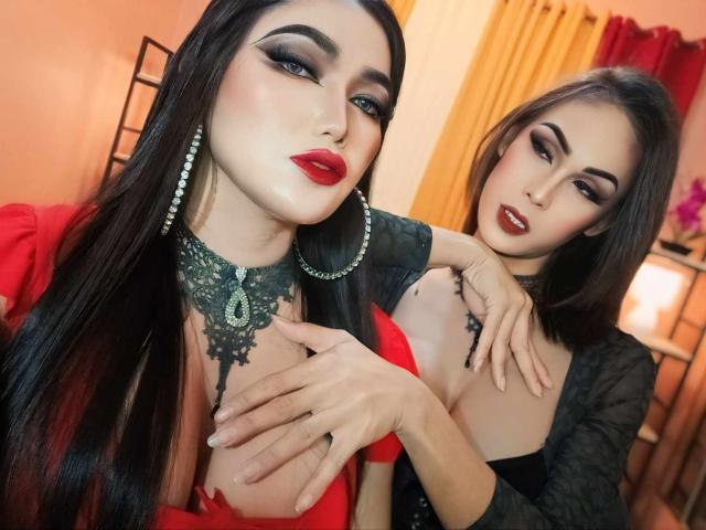 LaraSmithSabrinaSumaDuo - Live porno og sexkamera - 20392430