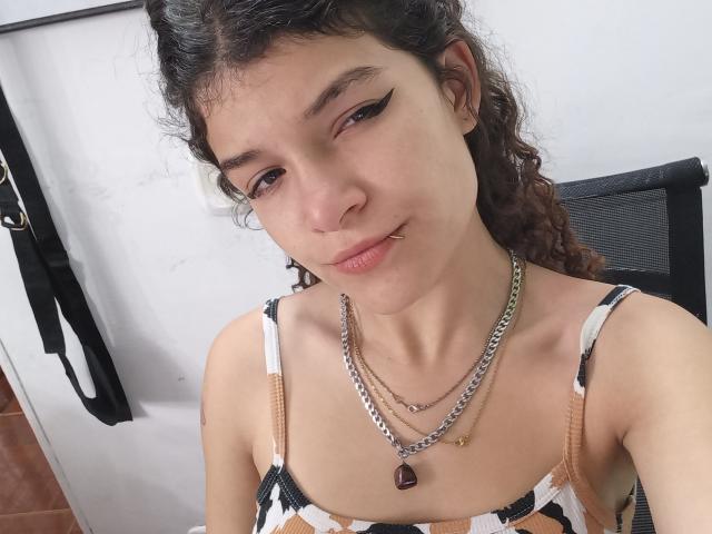 WendyBeckerX - Live sex cam - 20401402