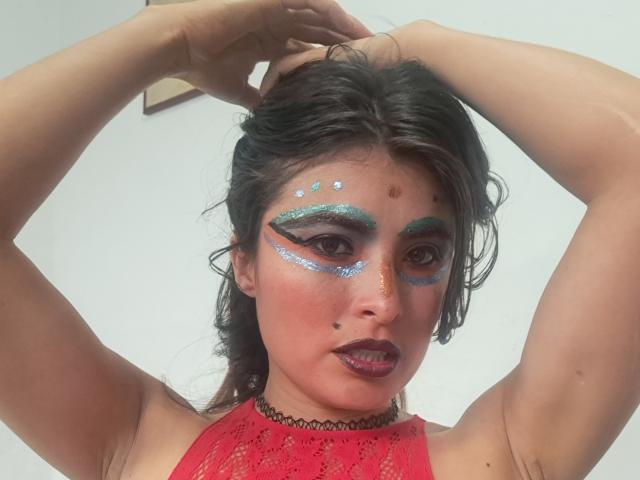 AlexandraSaenz69 - Live sex cam - 20401958