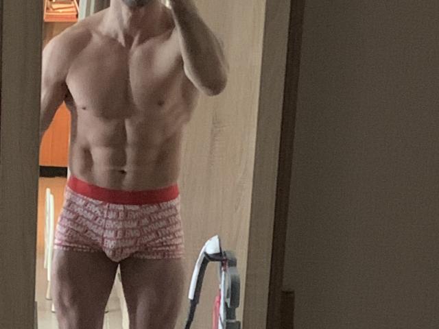 DarknessKris - Live porn &amp; sex cam - 20403334
