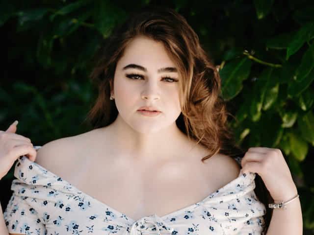 VirginMariette - Live porn &amp; sex cam - 20404394