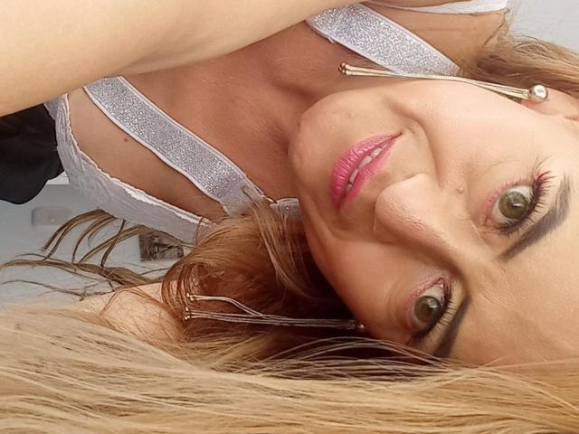 Maghenta - Live porn &amp; sex cam - 20405394