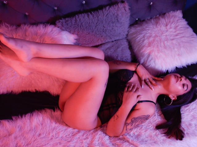 MiaBayle - Live porn &amp; sex cam - 20409998