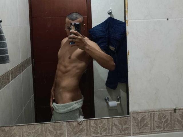 CamiloKing - Live porn &amp; sex cam - 20412358