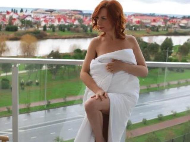 SilviaKristel - Porno na żywo i seks kamera - 20414394